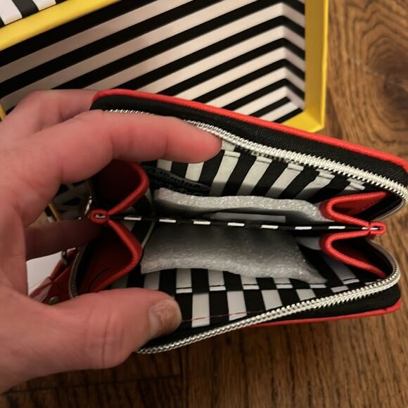 Marc Tetro Westie Wristlet Wallet West Highland Terrier Red Zip Accordion Style - Picture 2 of 5